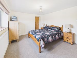 Bedroom- click for photo gallery